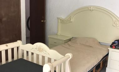 Se vende casa con amplio Jardín en Villas de Irapuato!