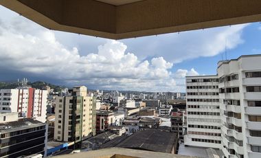 apartamento en arriendo en centro. Cod A5617