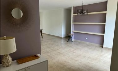 SE ALQUILA ENCANTADOR APARTAMENTO UBICADO EN CLAYTON