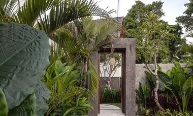 Leasehold - Refined Island Sanctuary - Spacious 5BR Villa Designed for Luxury Living