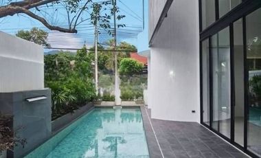 4 Bedroom Villa for sale in Chang Phueak, Chiang Mai