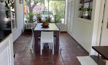 Casa en Los Tacos, Pilar