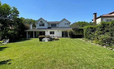 Casa en Los Tacos, Pilar