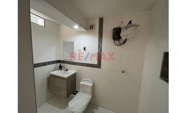 Alquilo Casa De Estreno De 180 M2 A Unas Cuadras De Polvos Rosados, Surco