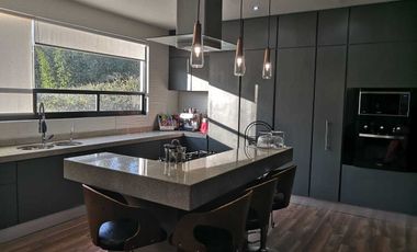 HERMOSA RESIDENCIA CON TODAS LAS COMODIDADES