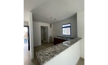 Costa Verde, Duplex N/W