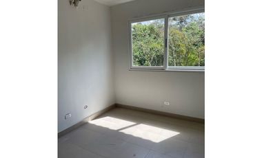 Costa Verde, Duplex N/W