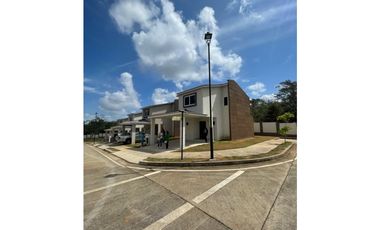 Costa Verde, Duplex N/W