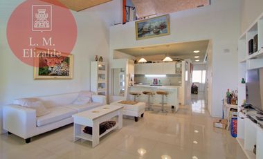Gandolfo y Av. Libertador - Duplex 3 amb C/Pileta - Venta - Victoria