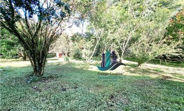 VENDO CASA HERMOSA EN TERRENO DE 01HECTAREA