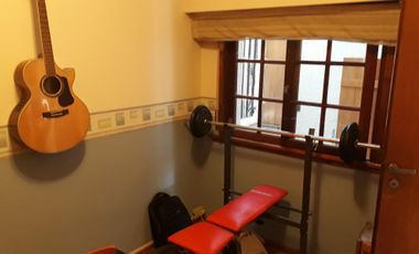 Impecable inmueble en Parque Chacabuco