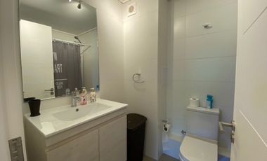Espectacular Departamento con patio y vista al Lago