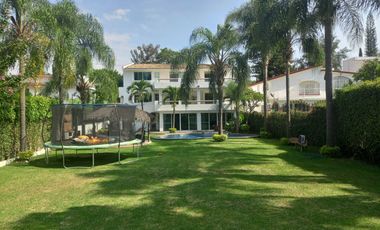 CASA EN VENTA EN LOMAS DE COCOYOC