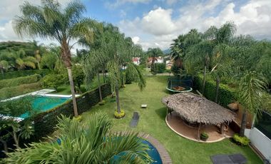 CASA EN VENTA EN LOMAS DE COCOYOC