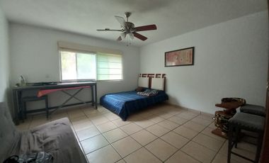 CASA EN VENTA EN LOMAS DE COCOYOC