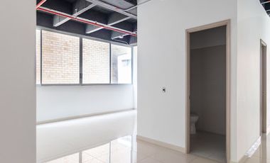 ARRIENDO de OFICINAS en SABANETA