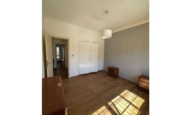 Casa en venta de 2 dormitorios con patio
