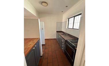 Casa en venta de 2 dormitorios con patio