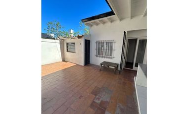 Casa en venta de 2 dormitorios con patio
