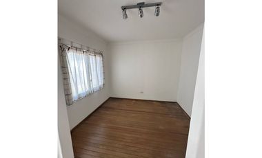 Casa en venta de 2 dormitorios con patio
