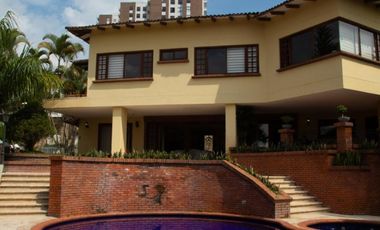 casa en venta en pinares. Cod V19845