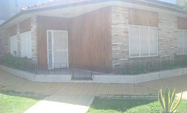 Casa en venta en Villa Dominico