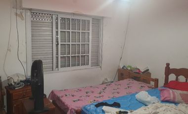 Casa PH en venta en Lanus Oeste