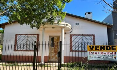 Vendo Casa con dos dormitorios en Caseros, Entre Ríos.