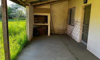 Vendo Casa con dos dormitorios en Caseros, Entre Ríos.