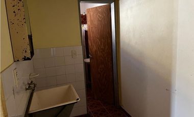 Vendo Casa con dos dormitorios en Caseros, Entre Ríos.