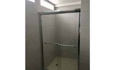 Se alquila hermoso duplex amoblado en Marbella $2,750