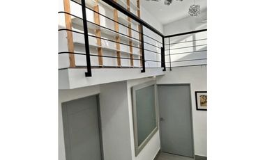 Se alquila hermoso duplex amoblado en Marbella $2,750