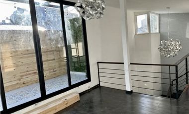 Se alquila hermoso duplex amoblado en Marbella $2,750