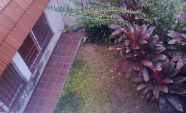 Departamento tipo casa de 5 ambientes, V Alsina, Lanus oeste