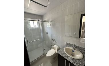 Se Alquila Casa en Colon $ 2.500 AB