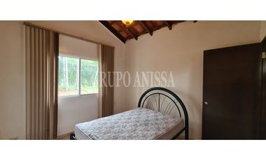 Oportunidad! Se Vende Hermosa Casa en Zona Alta de Altos del Maria!