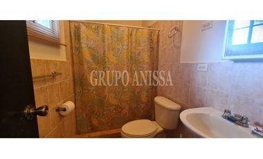 Oportunidad! Se Vende Hermosa Casa en Zona Alta de Altos del Maria!