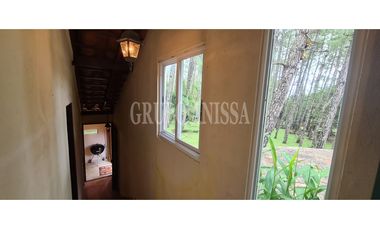 Oportunidad! Se Vende Hermosa Casa en Zona Alta de Altos del Maria!