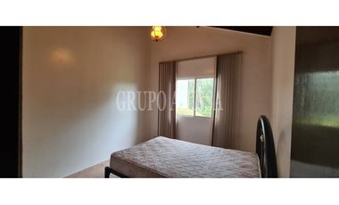 Oportunidad! Se Vende Hermosa Casa en Zona Alta de Altos del Maria!