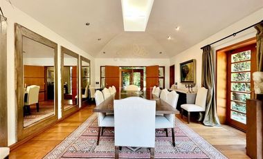 Casa en arriendo de 5 dorm. en Lo Barnechea