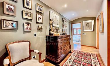 Casa en arriendo de 5 dorm. en Lo Barnechea