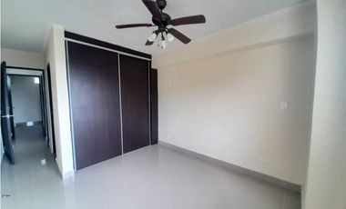 NEGOCIABLE APARTAMENTO 2 RECMARAS PH ALTAMIRA GARDEN