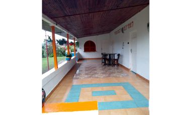 Arriendo Casa Campestre, Via Peñol - Guatape, El Peñol, Antioquia