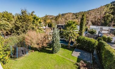 Casa en venta de 5 dorm. en Lo Barnechea