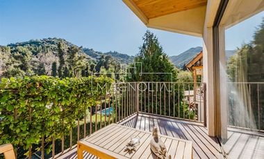 Casa en venta de 5 dorm. en Lo Barnechea