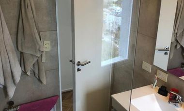 En venta departamento con vista al rio Olivos