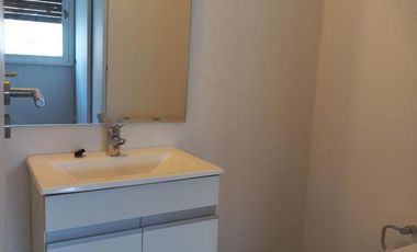 En venta departamento con vista al rio Olivos