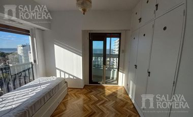 En venta departamento con vista al rio Olivos