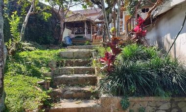 Rumah Adem di Cikutra Dekat Dago, Cikutra & Tubagus Ismail