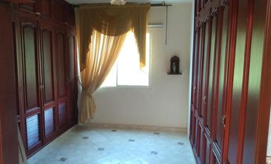 casa en venta en via al tennis. Cod V8868
